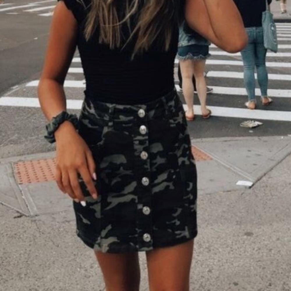 camo button up high rise skirt